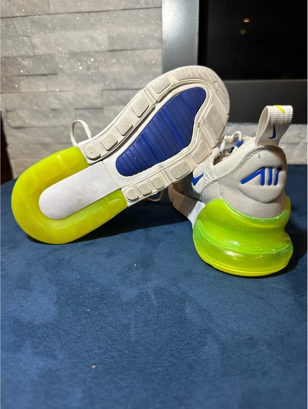 Nike Air Max 270 White Blue Neon Green kids Running Shoes Size 3y